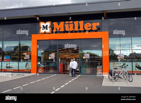 Müller (store) .